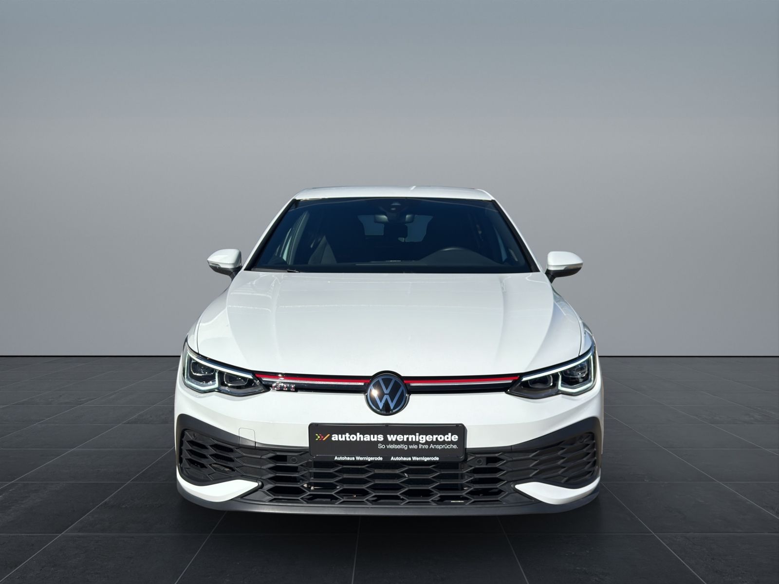Volkswagen Golf VIII GTI Clubsport 2.0TSI Rear View LED D foto 3