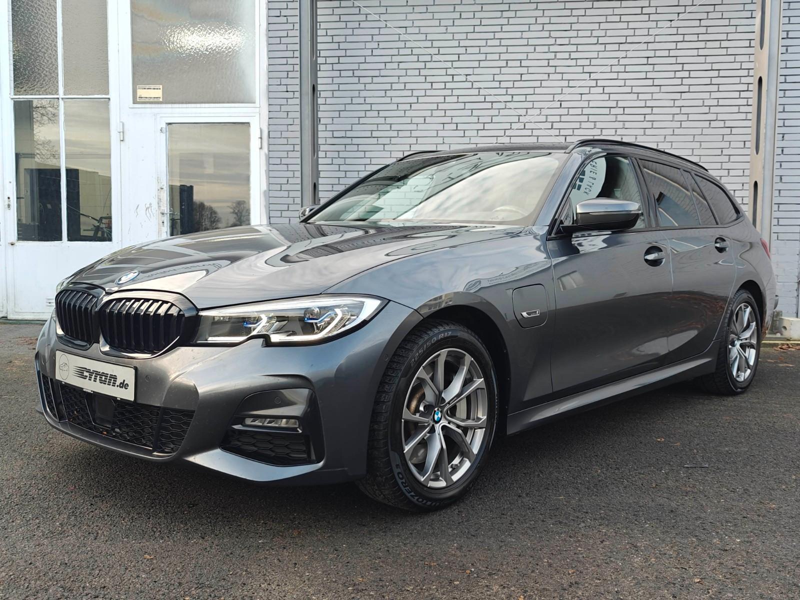 BMW 330e Touring M Sport