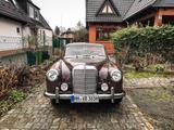 Mercedes-Benz 220S - Mercedes-Benz 220: Braun