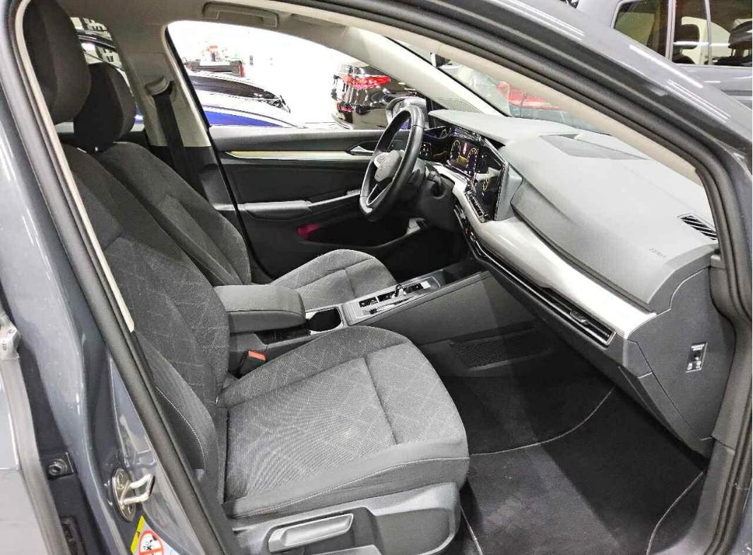 Volkswagen Golf VIII V 2.0d AT7 Life LED/NAVI/VIRTU/SHZ/8Fa, миниатюра 6