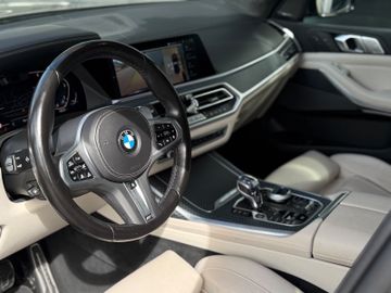 BMW X7 - 9