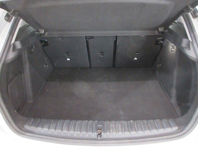Fahrzeugabbildung BMW 118 i SportLine LED/NAVI/SHZ/PDC/AHK/STANDHZ/17"