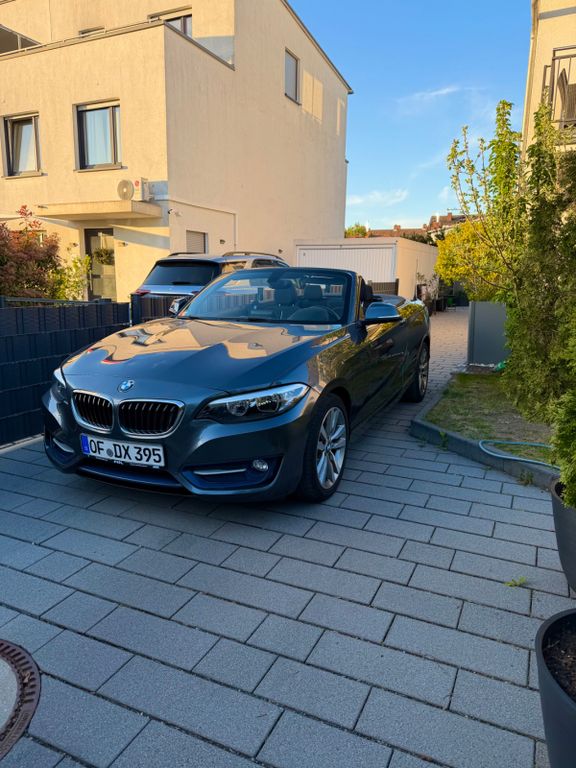 Image of BMW 220