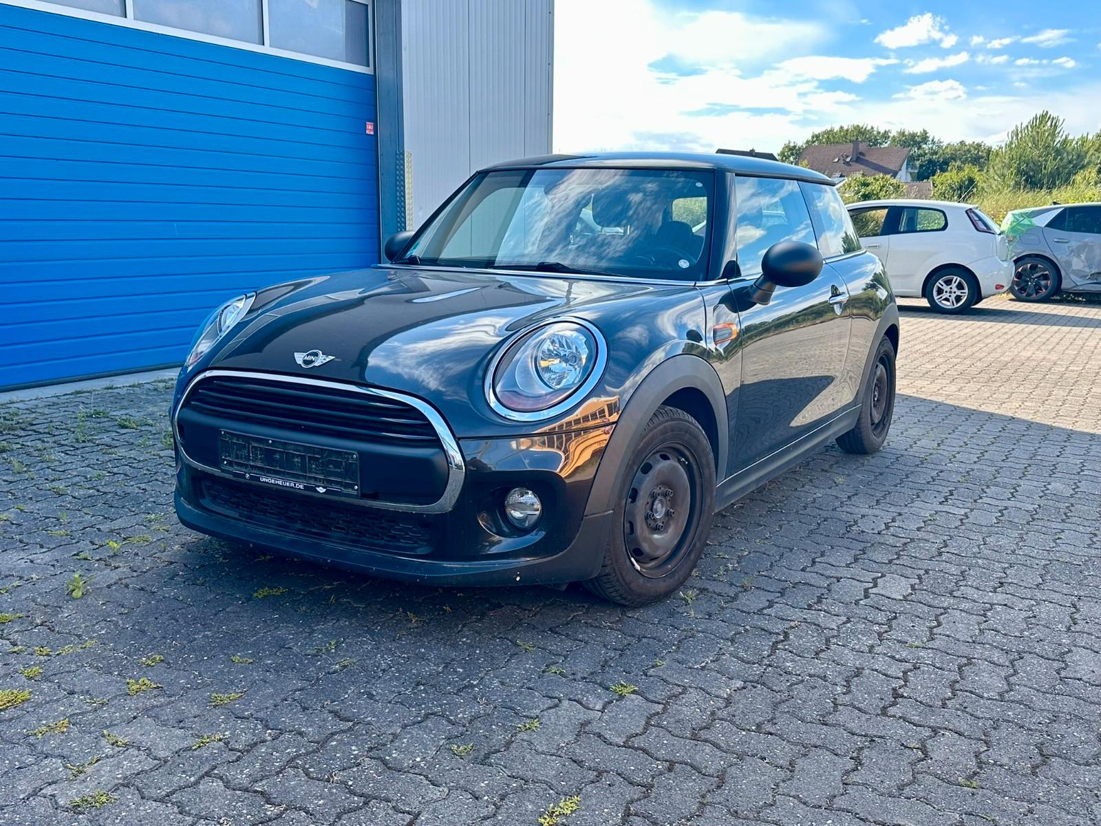 MINI ONE_FIRST Mini 3-trg. One First