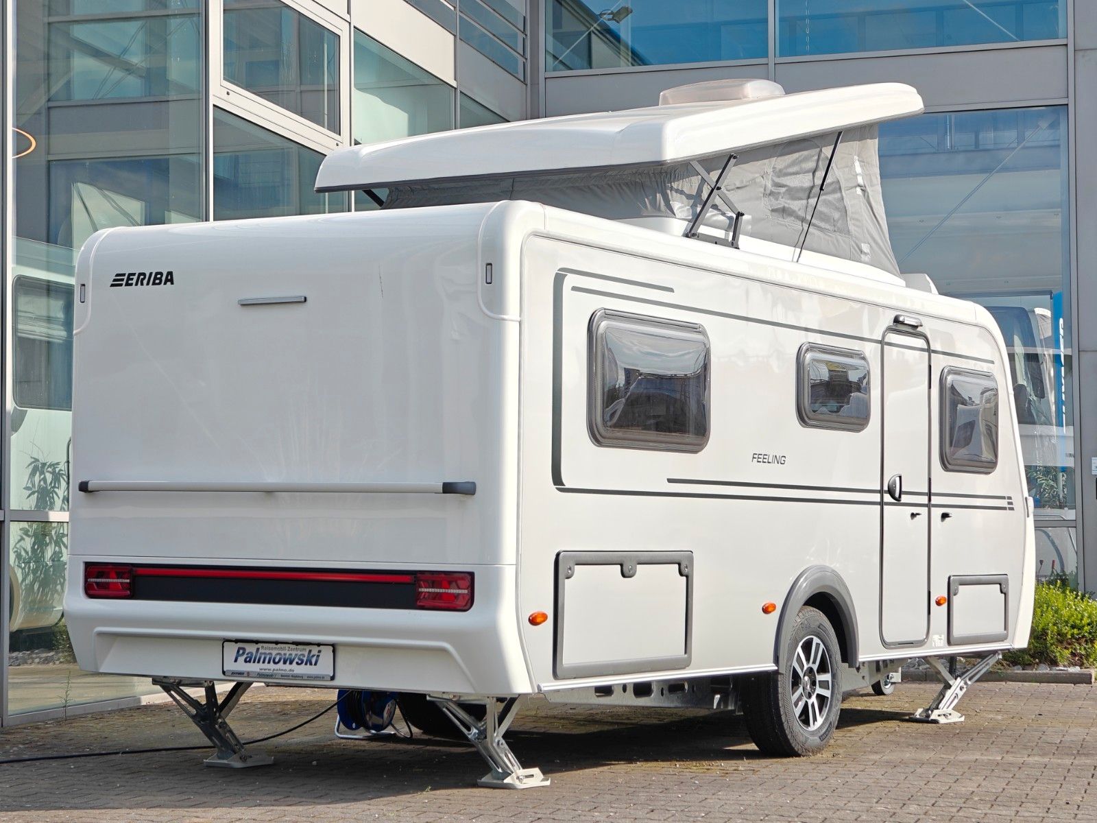 Fahrzeugabbildung HYMER / ERIBA / HYMERCAR Feeling 442 SD - MESSE-NEUHEIT 2026! -