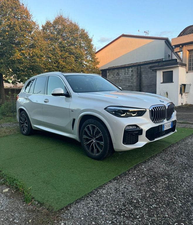Image of BMW X5
