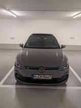 Volkswagen Golf VIII 2.0 TDI R-Line IQ.LIGHT  *PANO* KAMERA - Volkswagen Golf Limousine R line mit Diesel-Antrieb