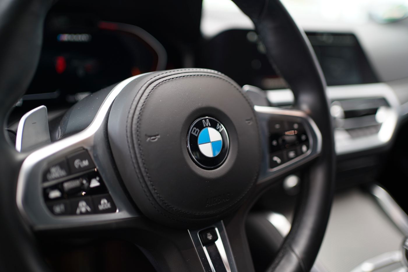 Fahrzeugabbildung BMW M440i xDrive ParkAssist.+HarmanKardon+Laserlicht