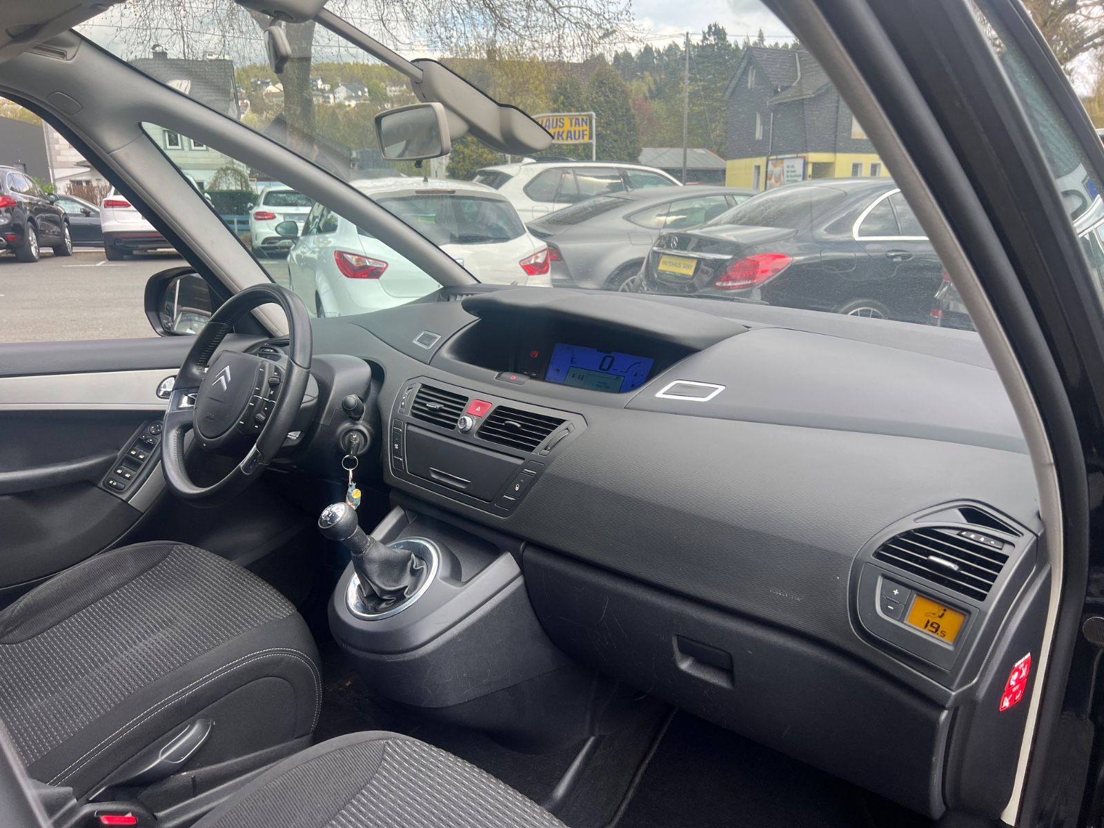 Fahrzeugabbildung Citroën C4 Picasso Tendance