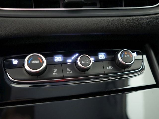 Grandland GS CDTI AT+AHK+LED MATRIX+NAVI+360 GRA