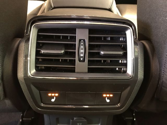 Karoq Tour 2.0 TDI 4x4 DSG*KAMERA*NAVI*