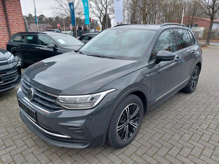 Volkswagen Tiguan 2,0 TDI Life DSG*NAVI*Lenkradhzg*ACC