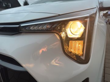 Kia Picanto 1.0 GDI 68PS Vision Navi PDC SHZ Klima