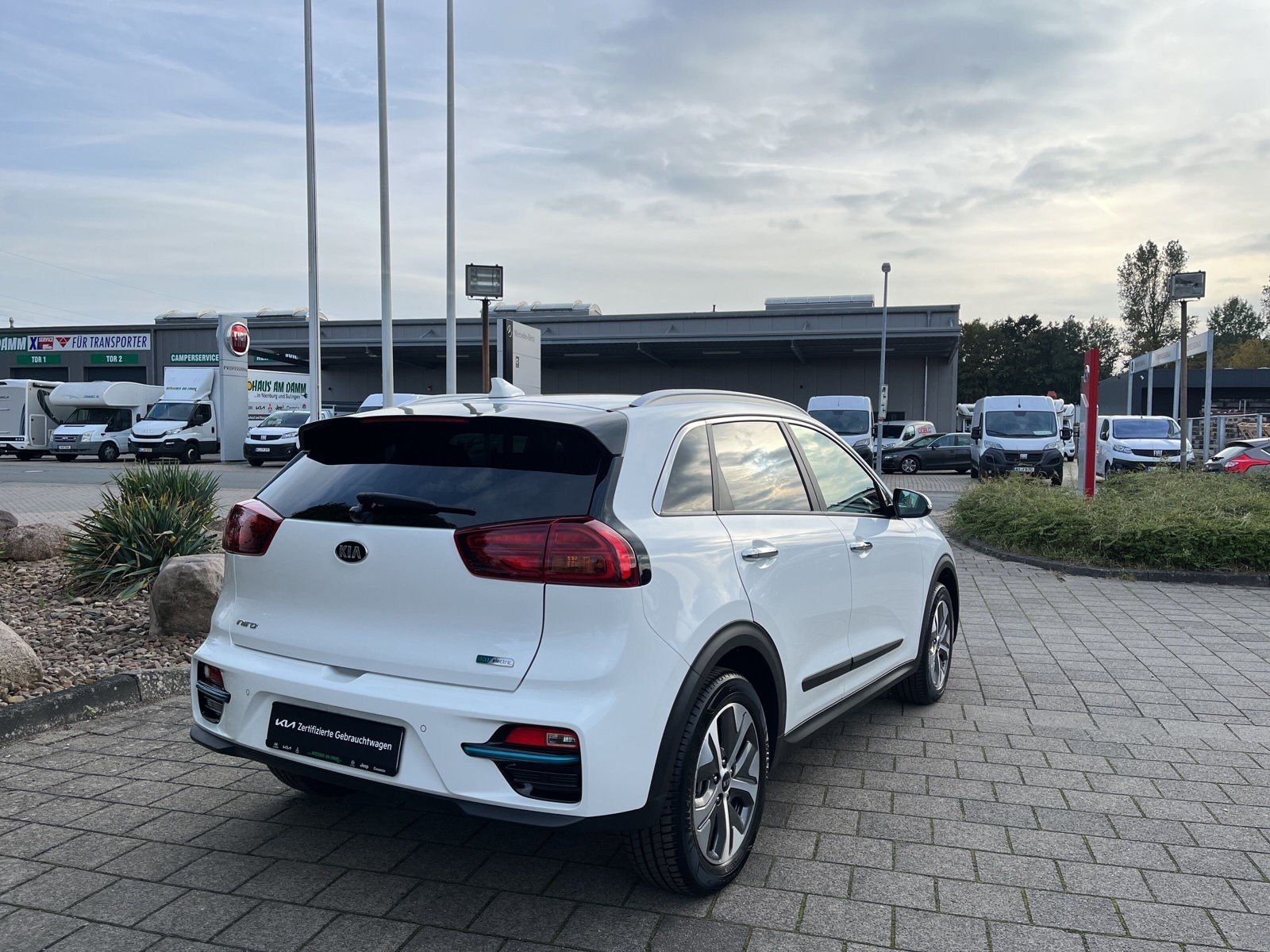 Fahrzeugabbildung Kia Niro e-Niro Spirit