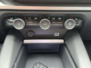Citroën C5X YOU 1.2 PT 130 °LED°HUD°RFK°ACC°Navi°SHZ°