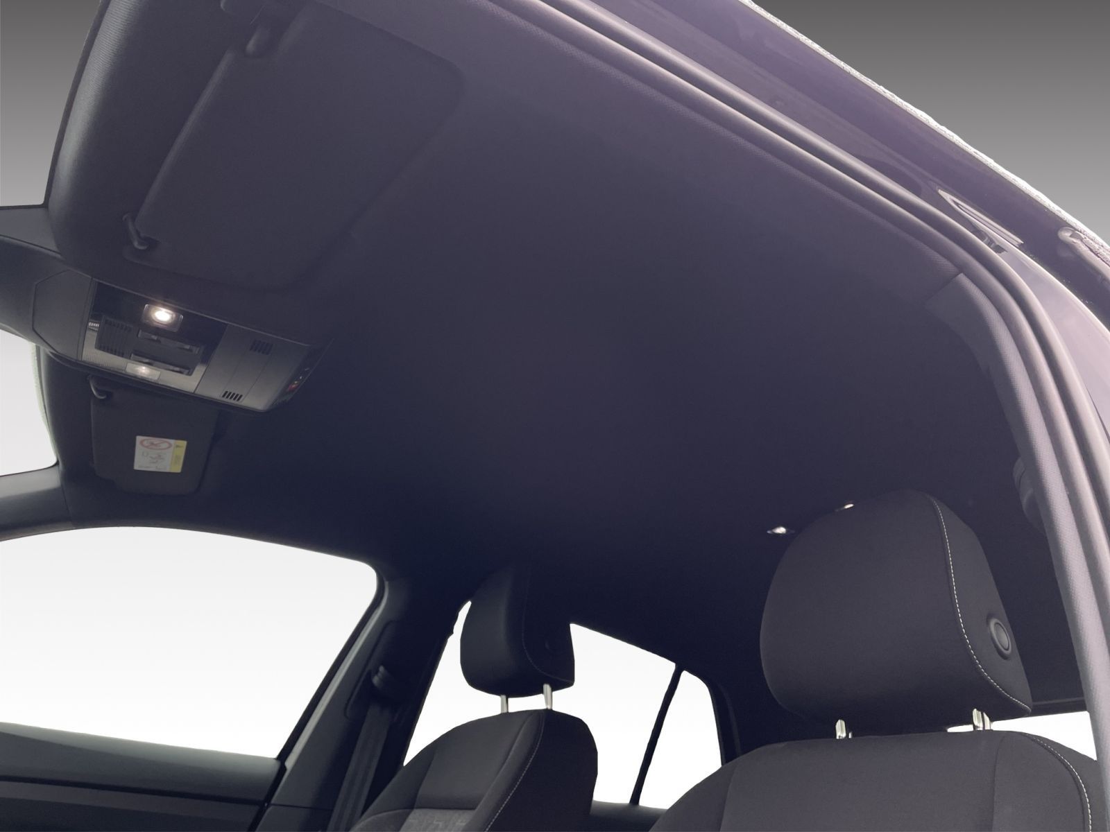Volkswagen T-Cross - Bild 12