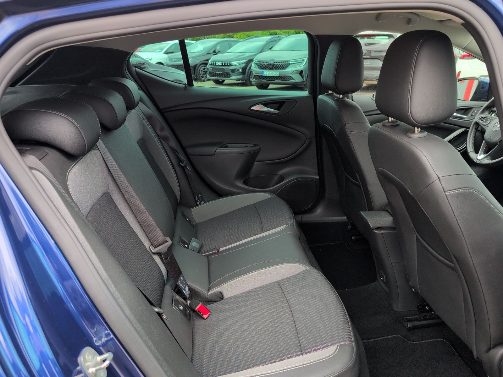 OPEL Astra 1.2 Turbo Elegance Navi SHZ CarPlay – Bild 11