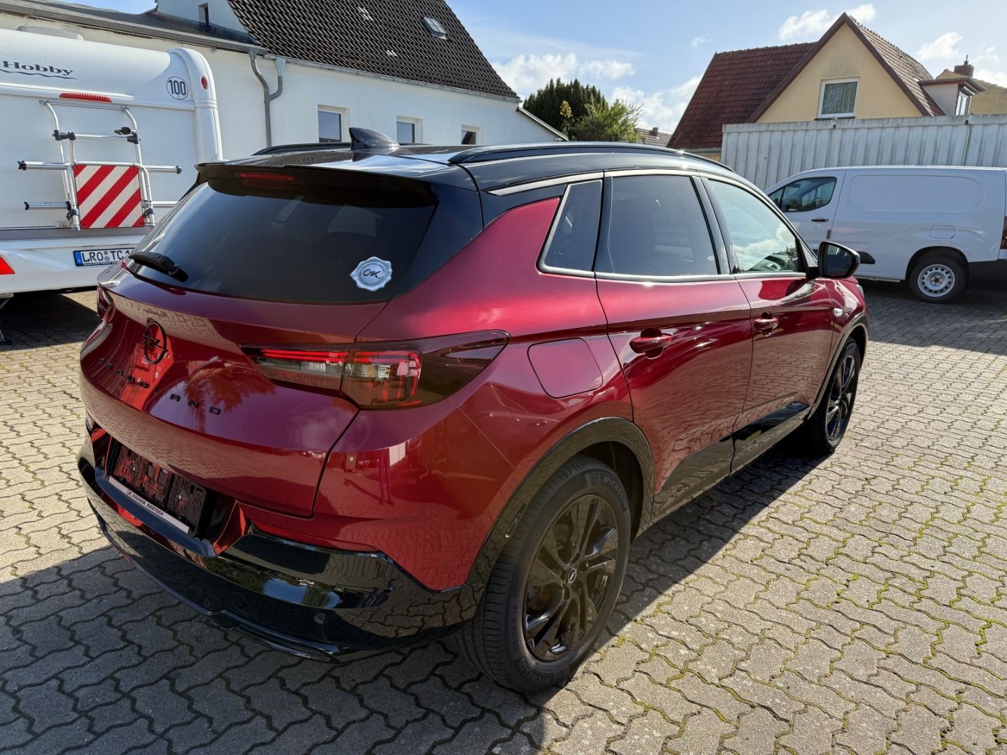 Fahrzeugabbildung Opel Grandland GS 1.5 D mit Sitzheizung+Kamera