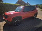Jeep Renegade Trailhawk 4x4 Automatik  - Jeep Renegade von privat