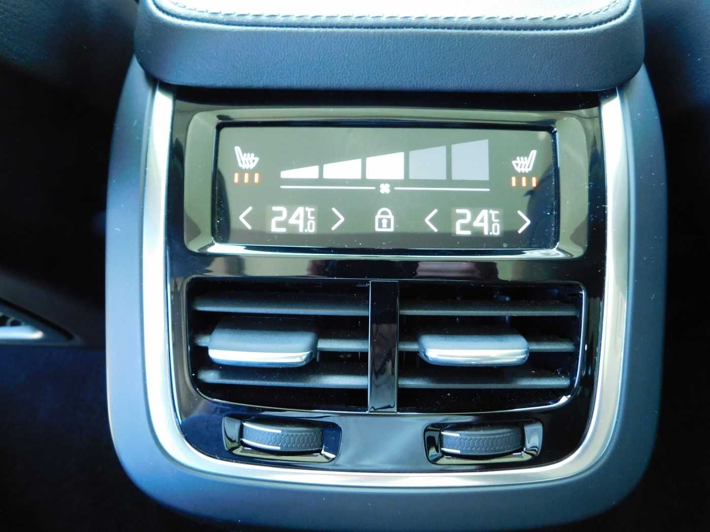 Fahrzeugabbildung Volvo XC90 Diesel B5 D AWD Ultimate Bright