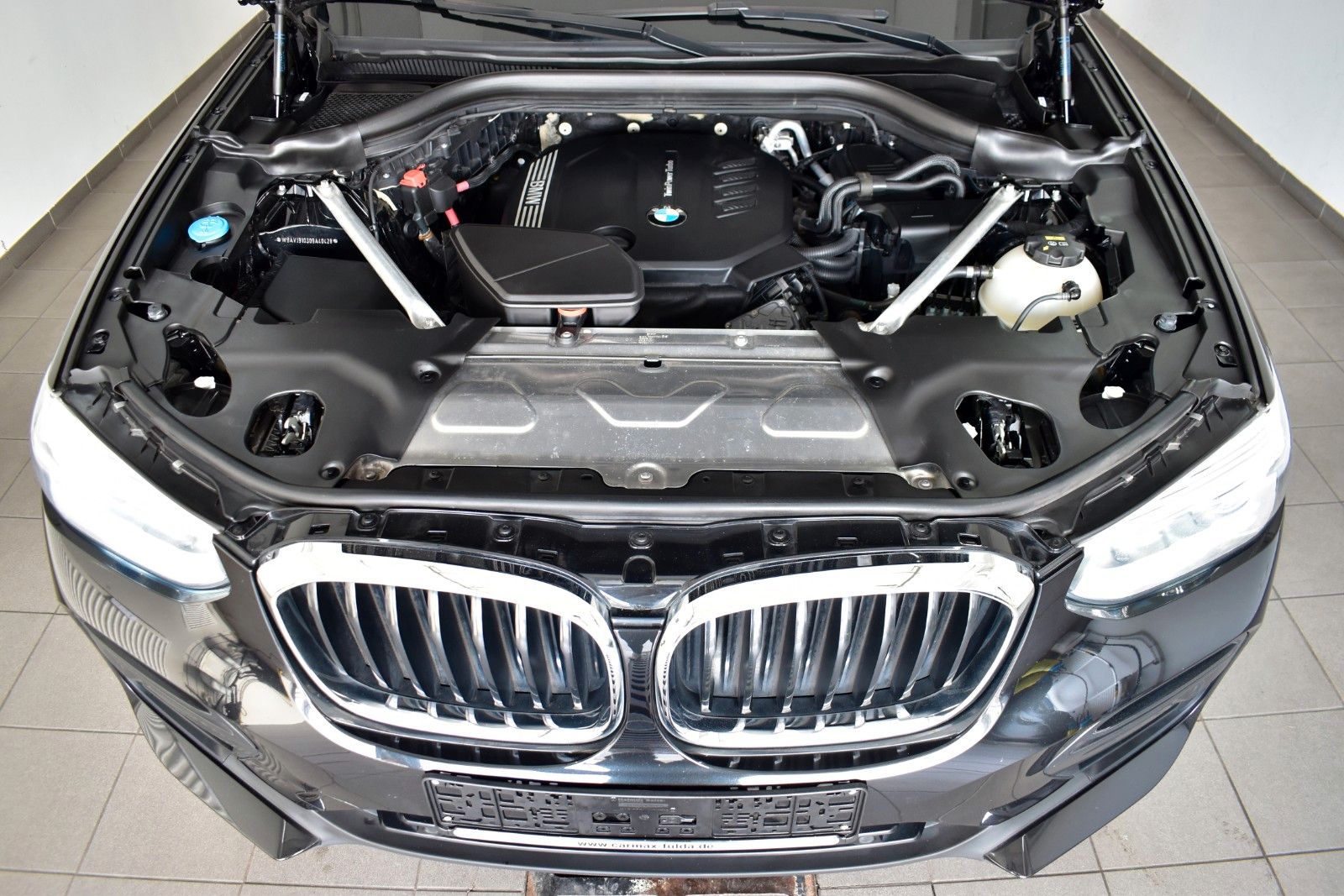 Fahrzeugabbildung BMW X4 xDrive 20 d Automatik,Navi,LED,KAM