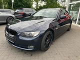 BMW 320i Cabrio Xenom Leder Navi - BMW 320 aus 2009: Cabrio