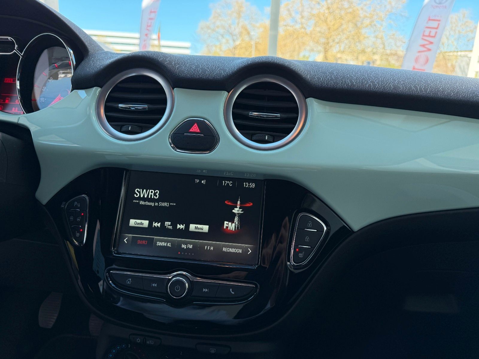 Fahrzeugabbildung Opel Adam GNTM 69PS PDC/SHZ/LHZ!
