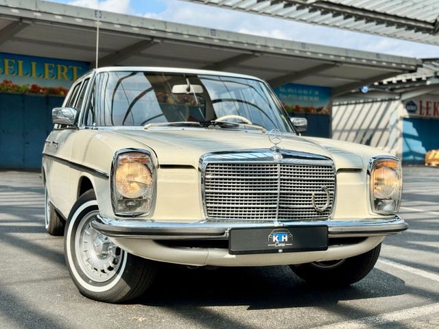 Mercedes-Benz 240 Strich-8*KEIN ROST*ORIGINAL*H-ZULASSUNG*