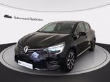 Renault RENAULT Clio 1.6 e-tech hybrid intens 140cv auto - Renault Clio Intens mit Hybrid-Antrieb (Benzin/Elektro)