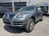 Volkswagen Touareg V6 TDI *LUFT-F. /AHK/LEDER* - Volkswagen Touareg aus 2005: V6