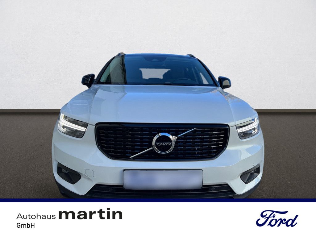 Fahrzeugabbildung Volvo XC40 1.5 R Design Expression Recharge Plug-In Hy