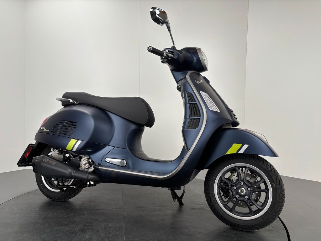 Fahrzeugabbildung Vespa GTS 300 SUPER TECH *NEUWERTIG/REMUS*
