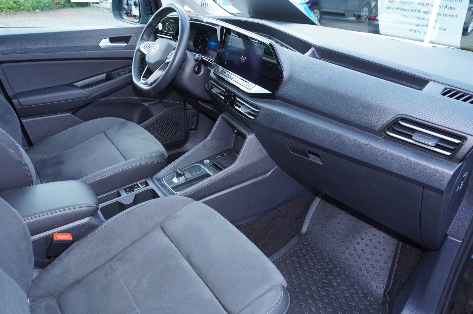 Fahrzeugabbildung Volkswagen Caddy Style 2,0 TDI Alu 18' Klima AHK Navi Kamer