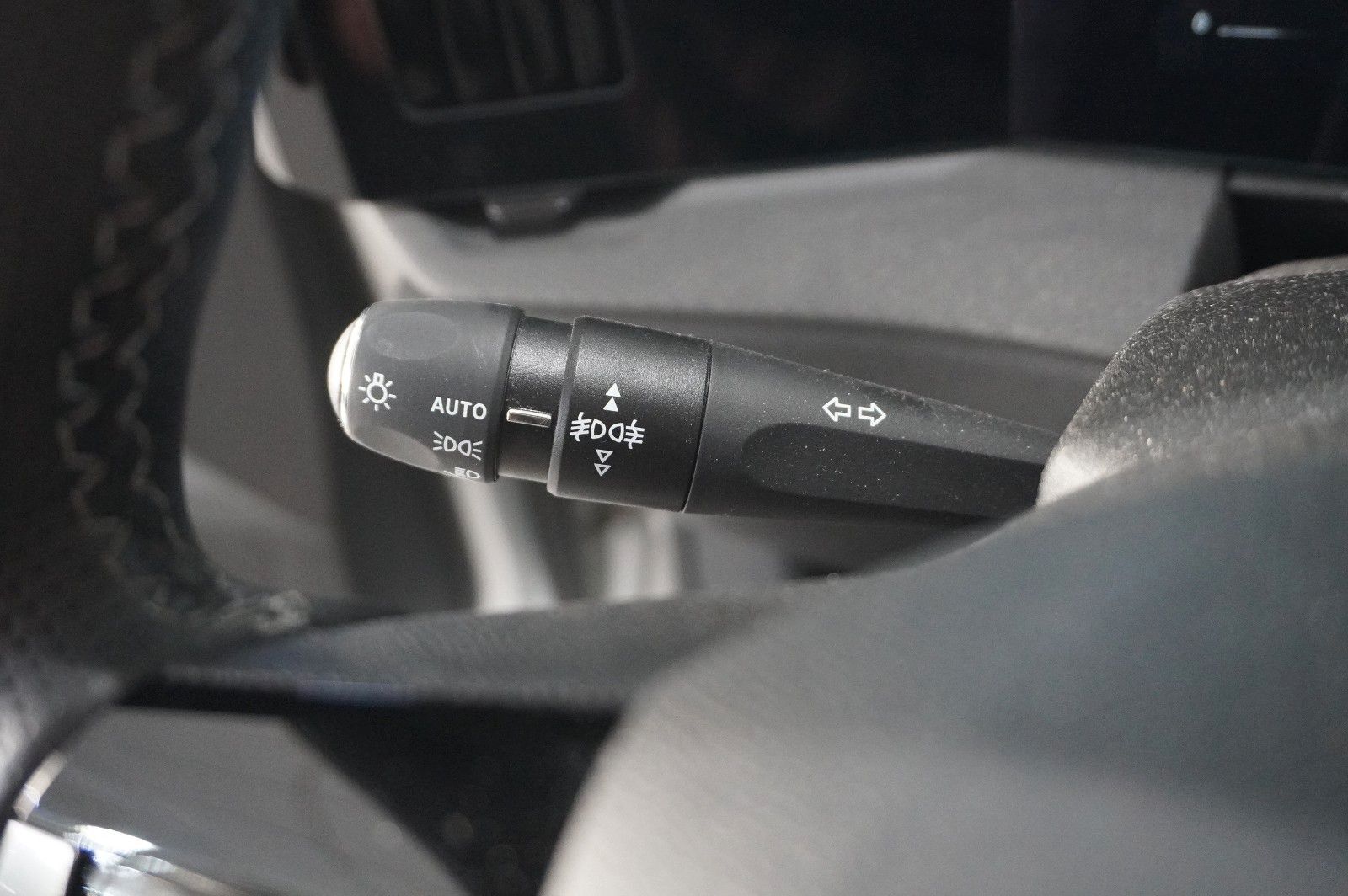 Fahrzeugabbildung Opel Astra L ST 1.2T GS SPORT NAVI/LED/360° /SPORT/SH