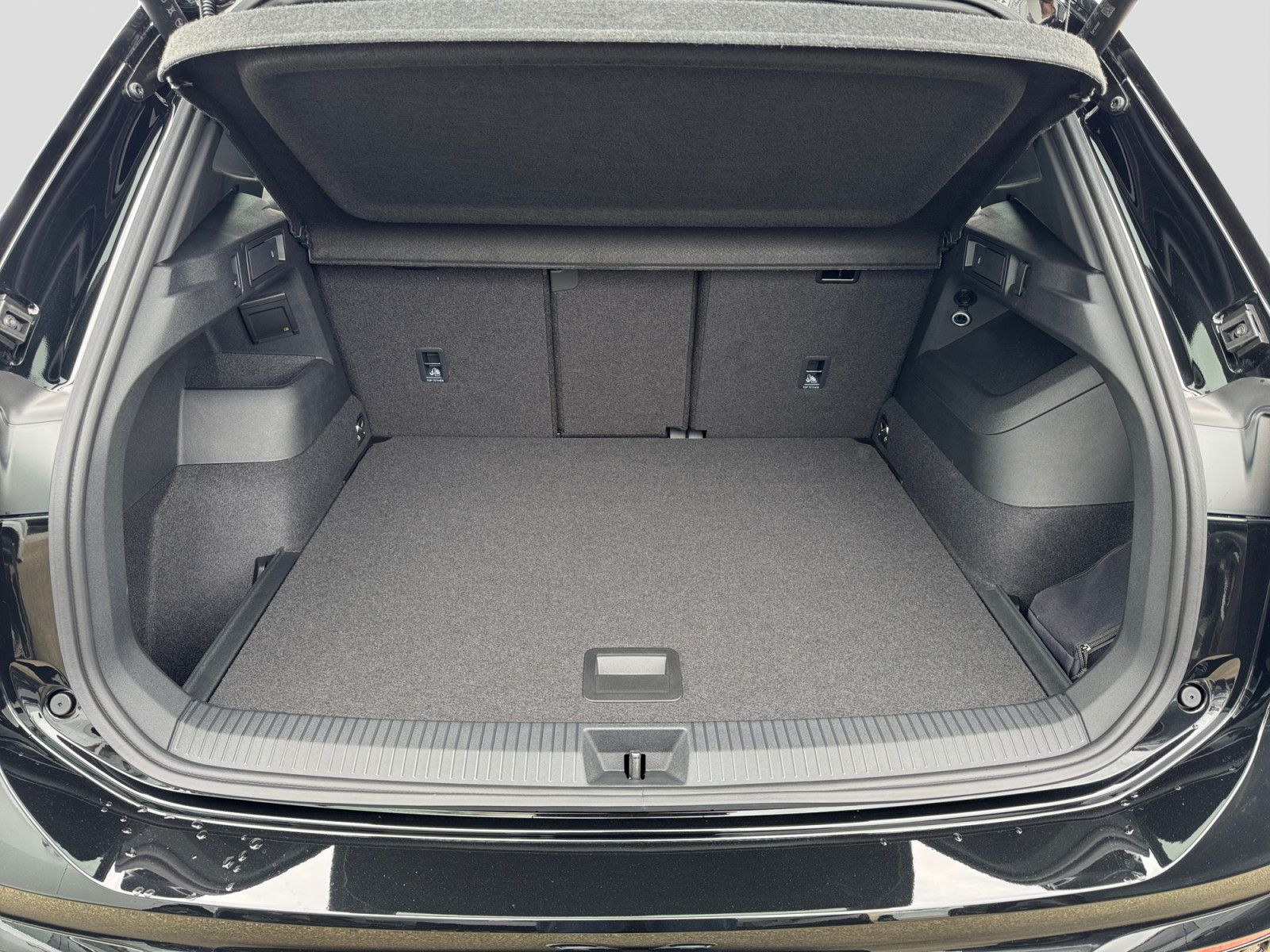 Volkswagen Tiguan - Bild 12