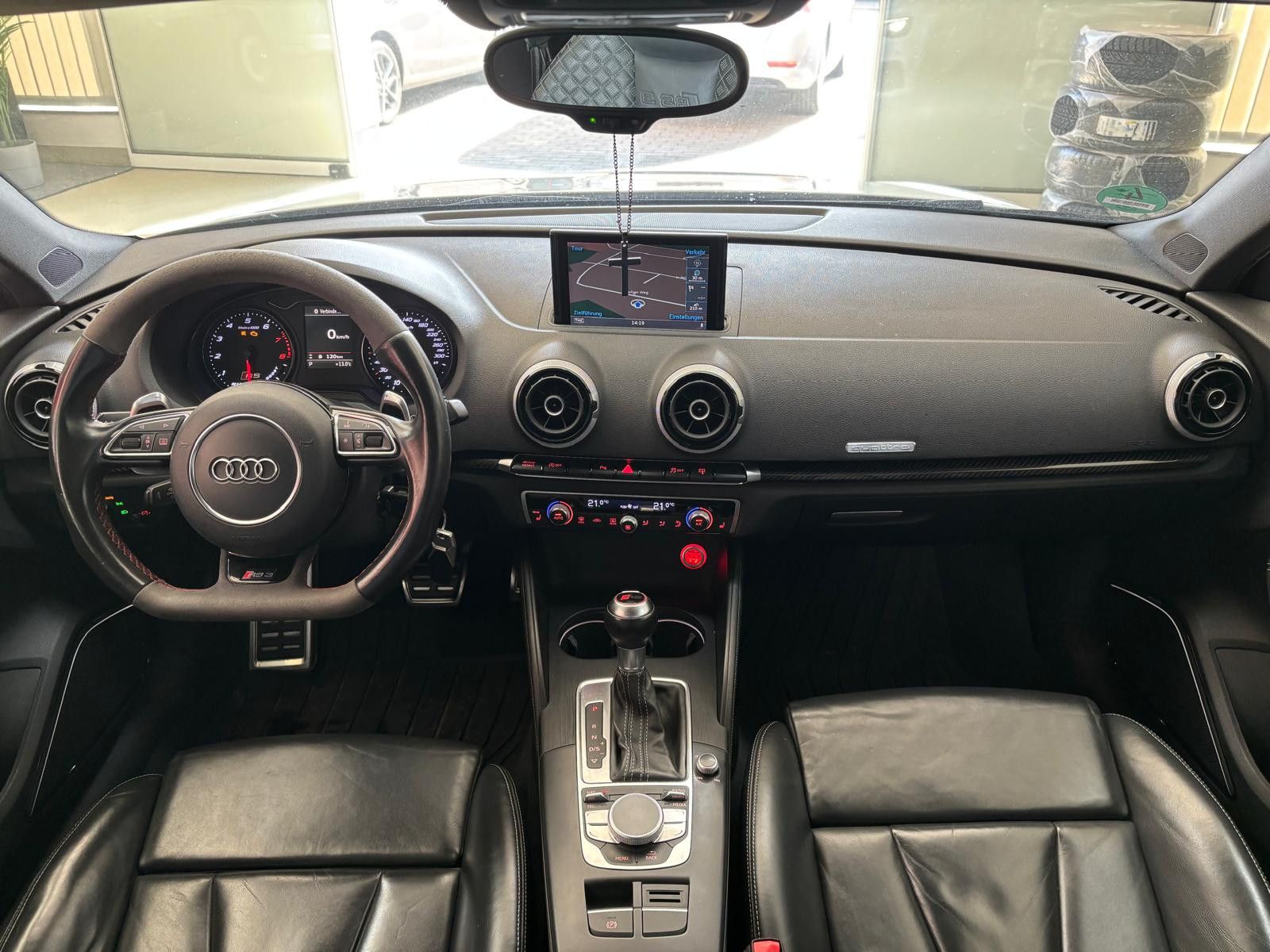 Fahrzeugabbildung Audi RS3 2.5TFSI quattro noOPF*B&O*Carbon*280kmh*LED