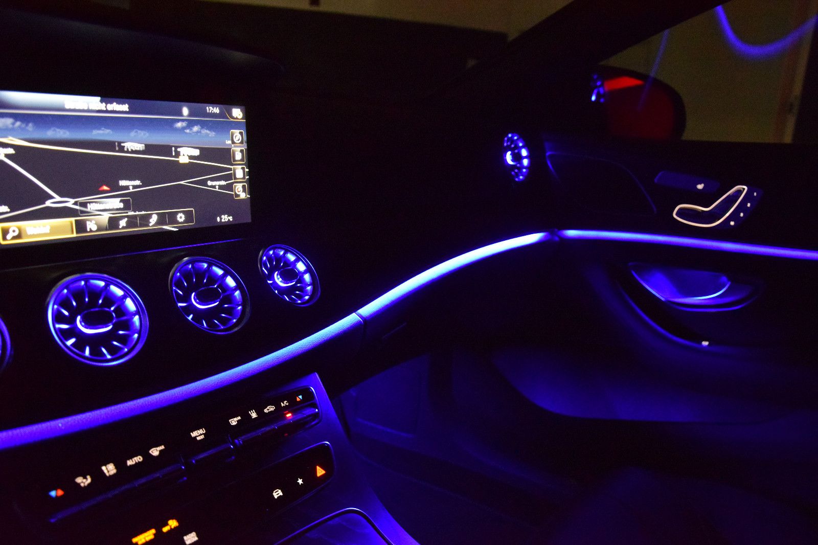 Fahrzeugabbildung Mercedes-Benz CLS 53 AMG 4Matic s.AGA 360°Luftfahr Memory STHZ