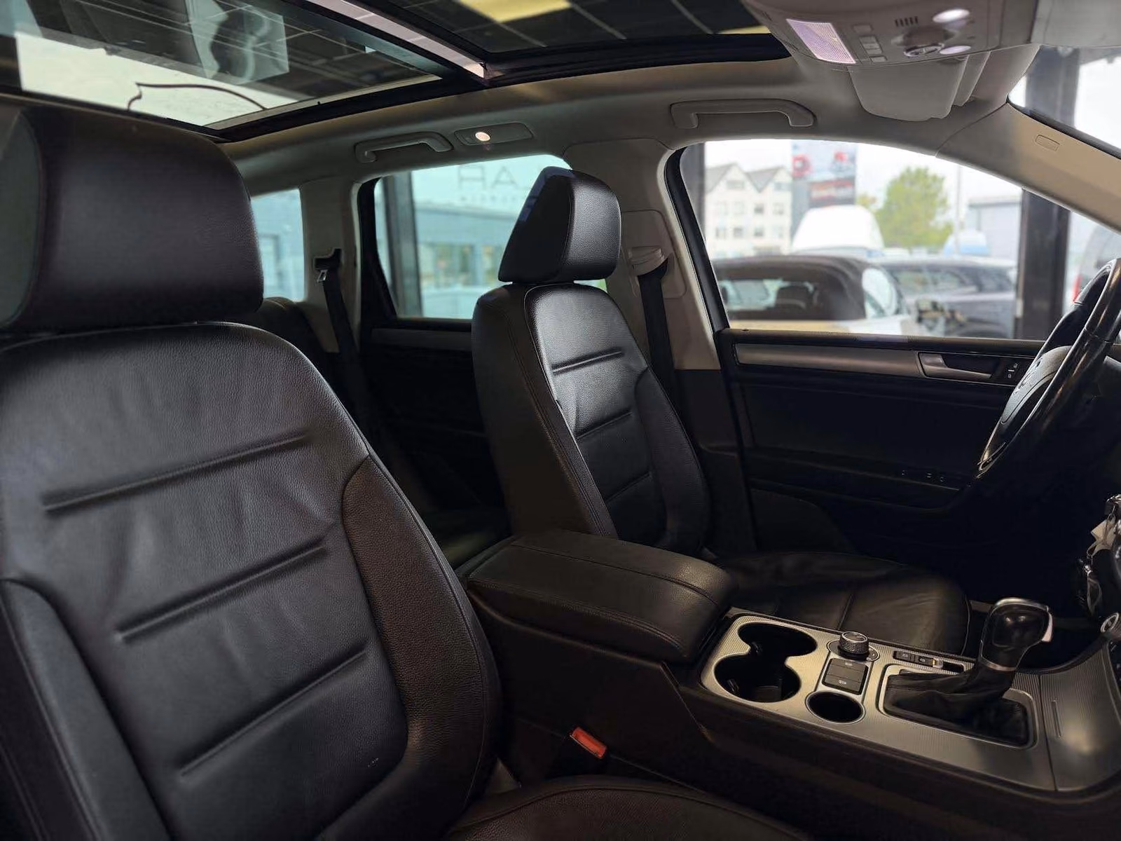 Volkswagen Touareg V6 TDI R-LINE Terrain Tech 4Motion PANO 