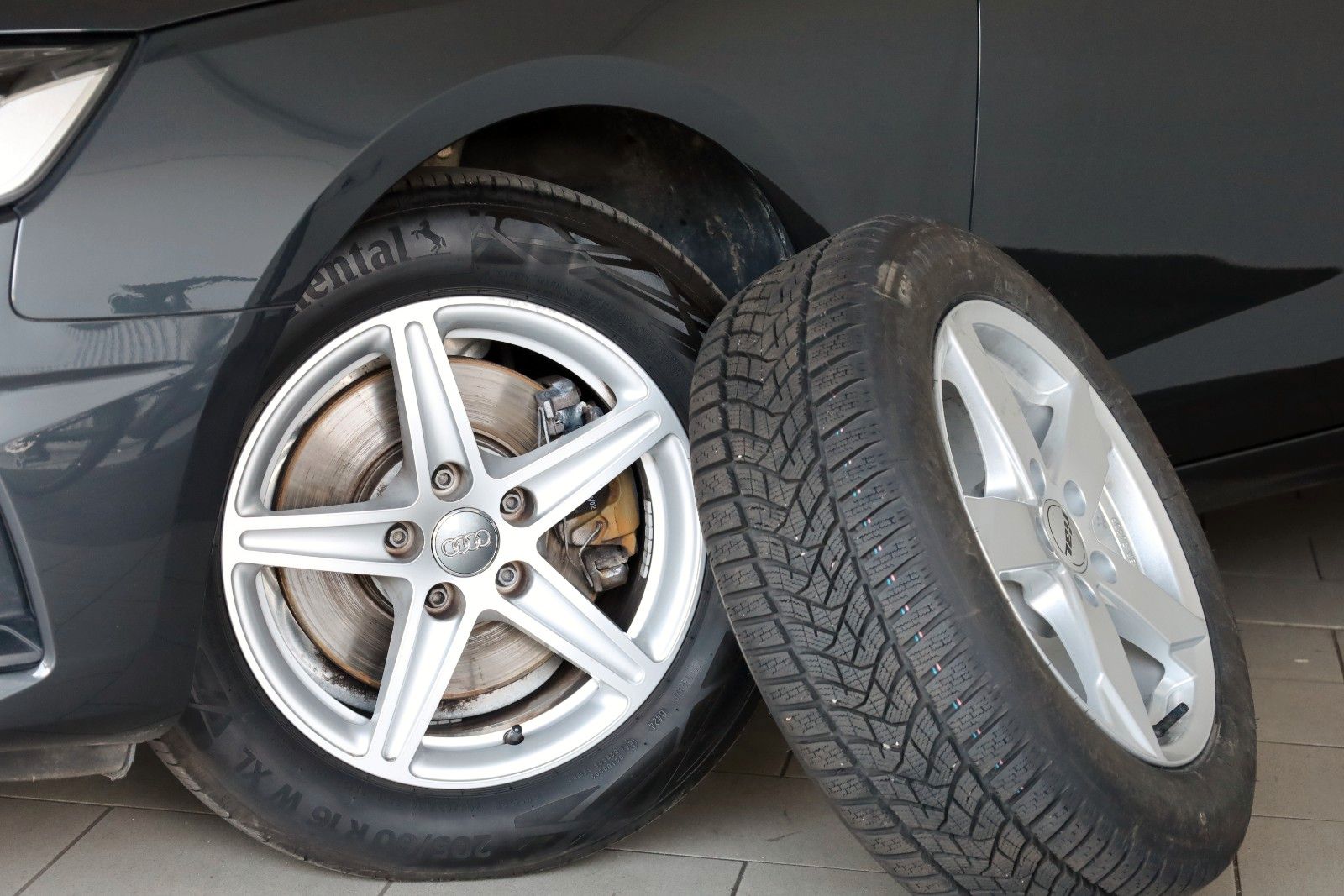 Fahrzeugabbildung Audi A4 Avant 35 TDI advanced Navi,LED,Panorama,SH,