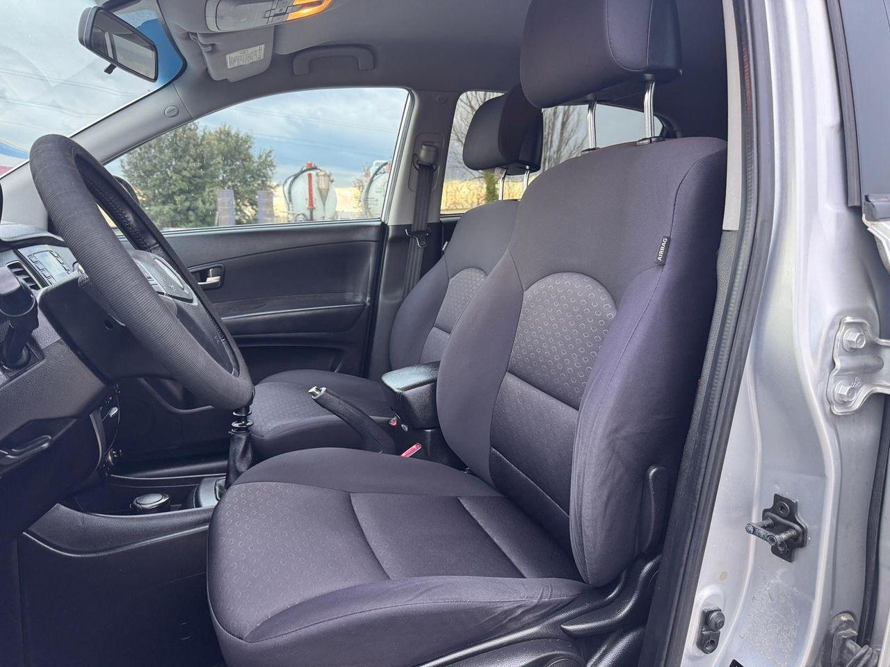 SsangYong Korando 2012 — photo 14