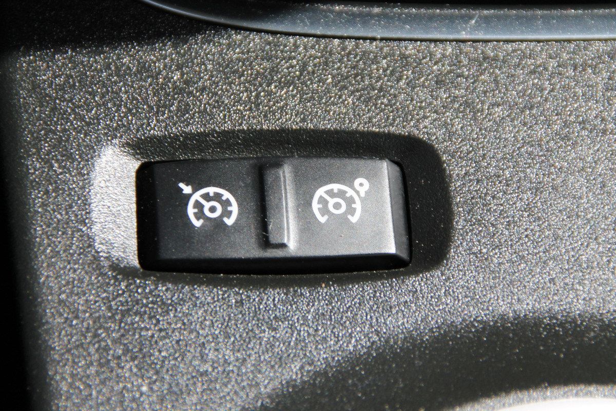 Fahrzeugabbildung Renault Twingo E-TECH elektrisch Techno