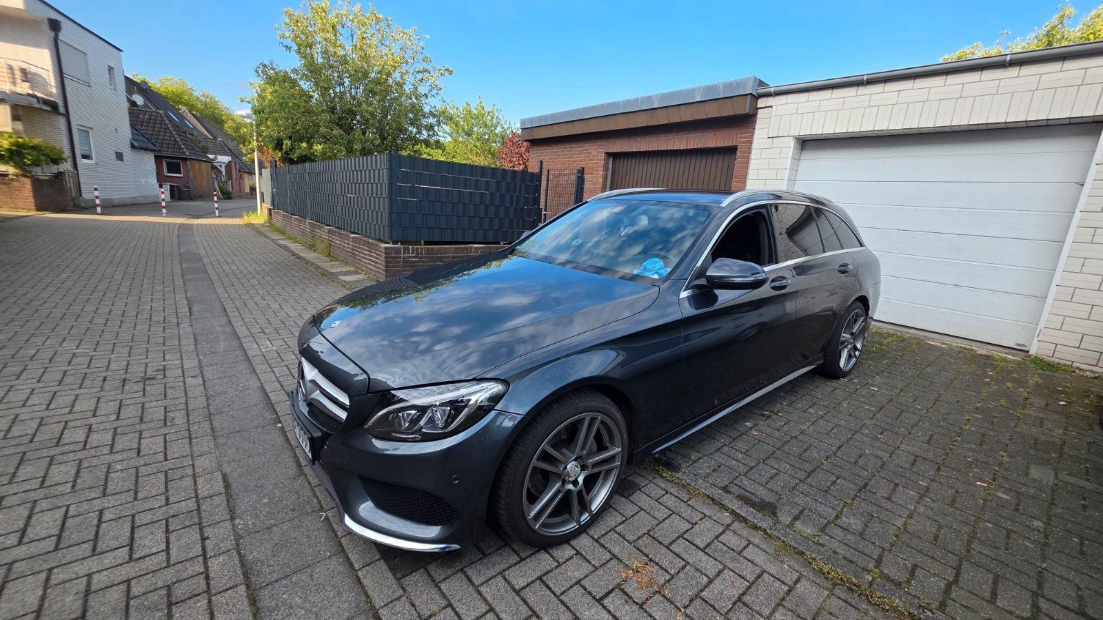 MERCEDES-BENZ C 220