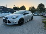 Ford Focus 1,6 Ti-VCT 77kW*TÜV 06-2028 *EURO 5*Klima* - Ford Focus aus 2011: Limousine
