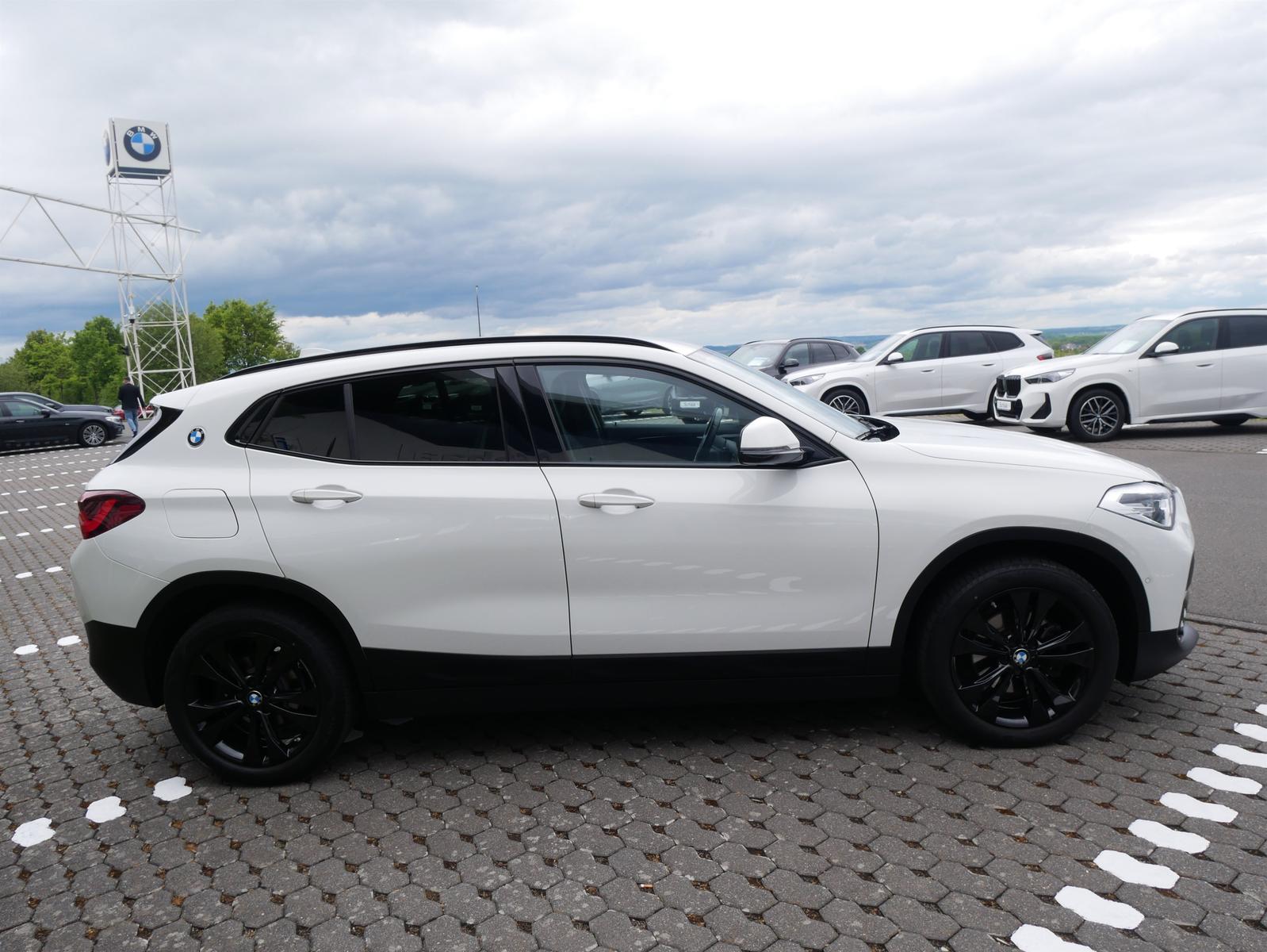 BMW X2 sDrive18i 18°LMR LED NAV PDC PA. SHZ, миниатюра 6