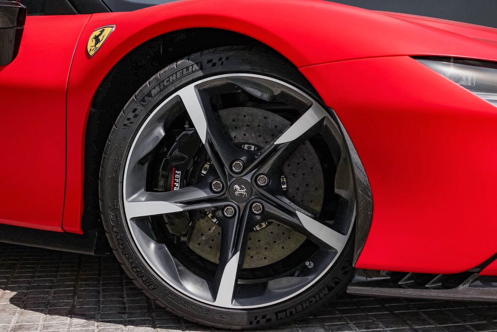 Ferrari SF90 STRADALE ASSETO FIORANO CARBON/BUSCKETS imagem 2