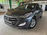 Hyundai i30 blue 1.6 CRDi DCT PASSION - Hyundai i30 mit Diesel-Antrieb: Limousine, Automatik