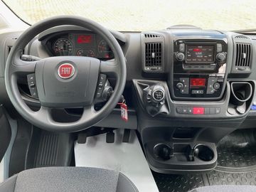 Fahrzeugabbildung Fiat Ducato Kombi 9 Sitzer , Rollstuhlrampe,Klima uvm
