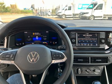 Fahrzeugabbildung Volkswagen Polo VI Life Klima digt.Tacho