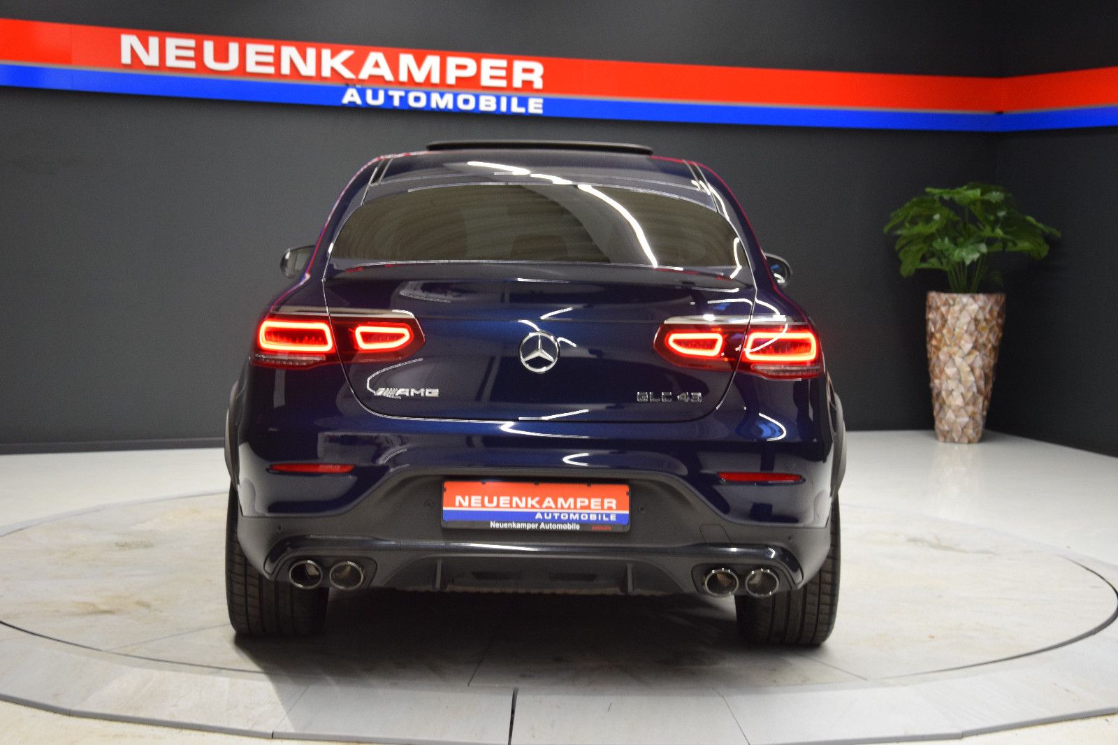 Fahrzeugabbildung Mercedes-Benz GLC 43 Coupe AMG 4Matic Pano s.AGA HuD ACC Burme