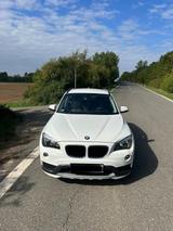 BMW X1 sDrive16d - gepflegt, 8 fach bereift inkl AHK